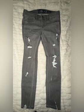 Hollister Low-rise Gray Ripped super Skinny Jeans